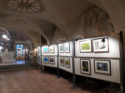 la mostra fotografica di Giorgio Baioni all'interno della Chiesa della Disciplina 