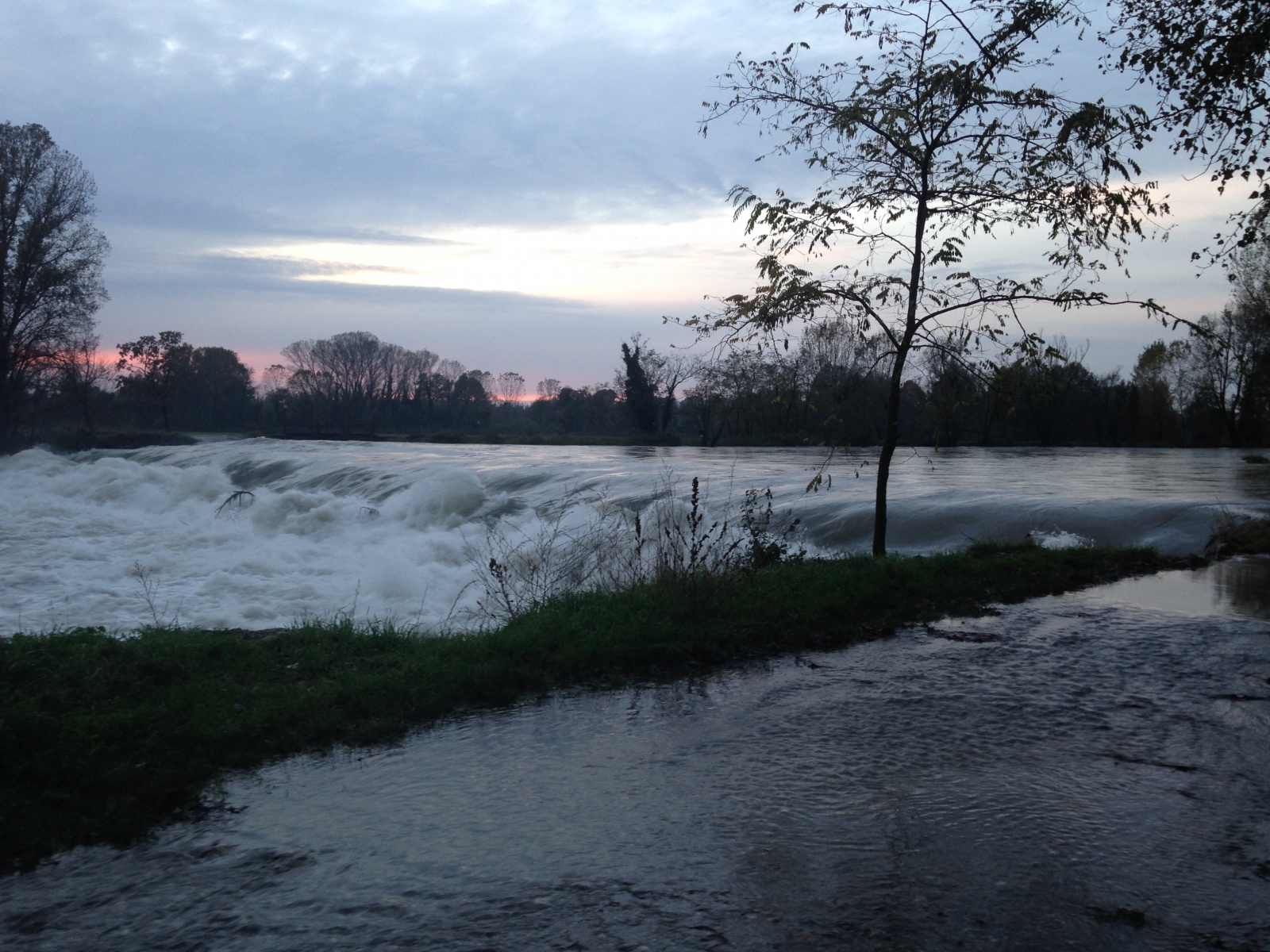 Il fiume Oglio fa paura Libri